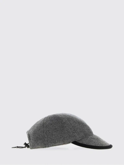 womans hat