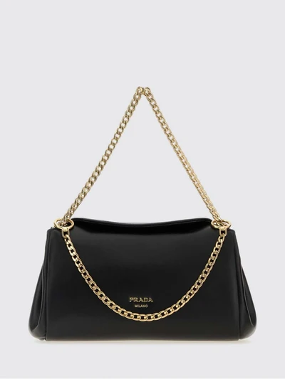 womans shoulder bag