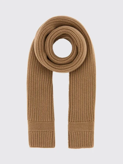 womans scarf
