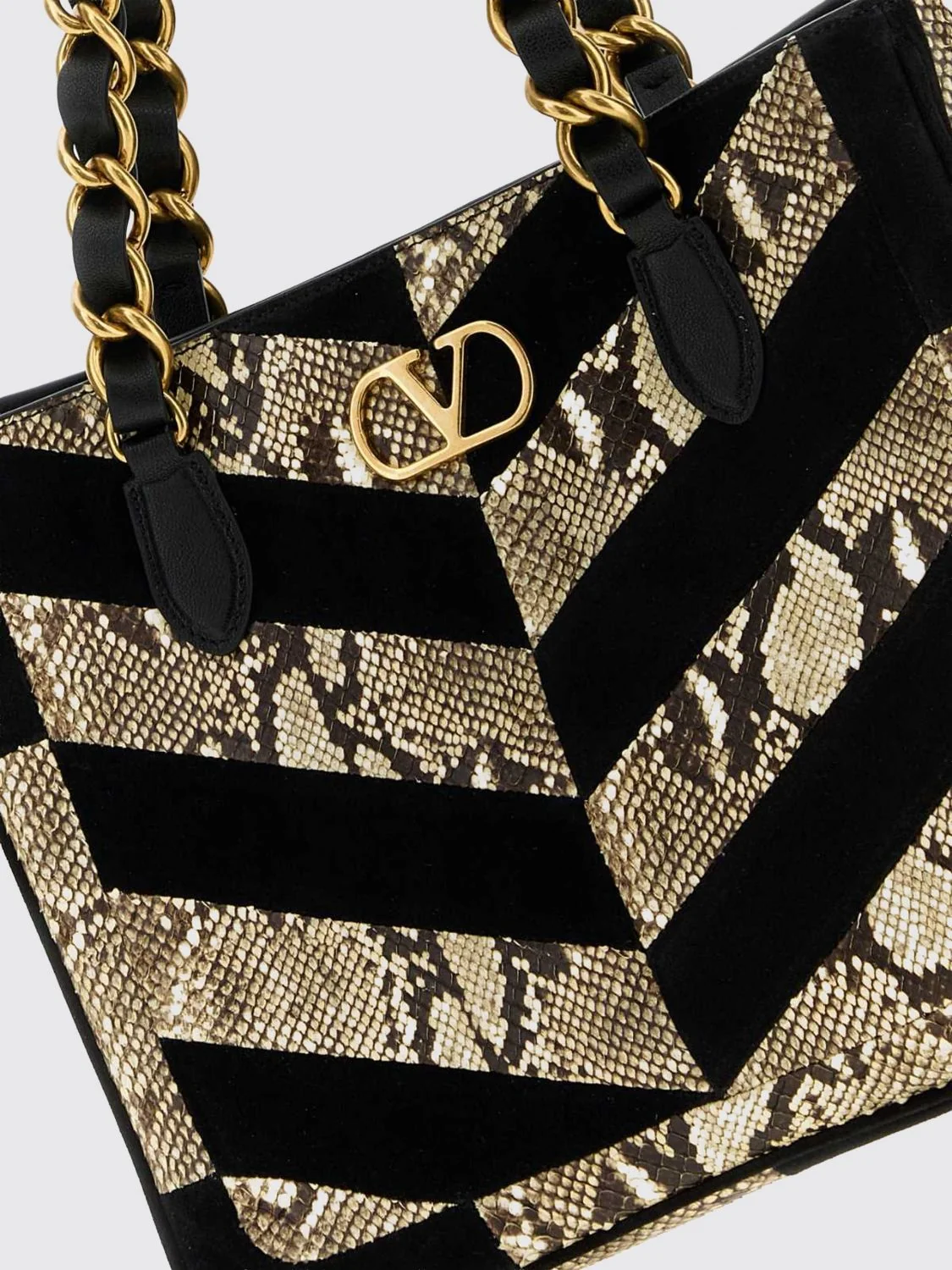 python print and chevron motif shoulder bag with vlogo