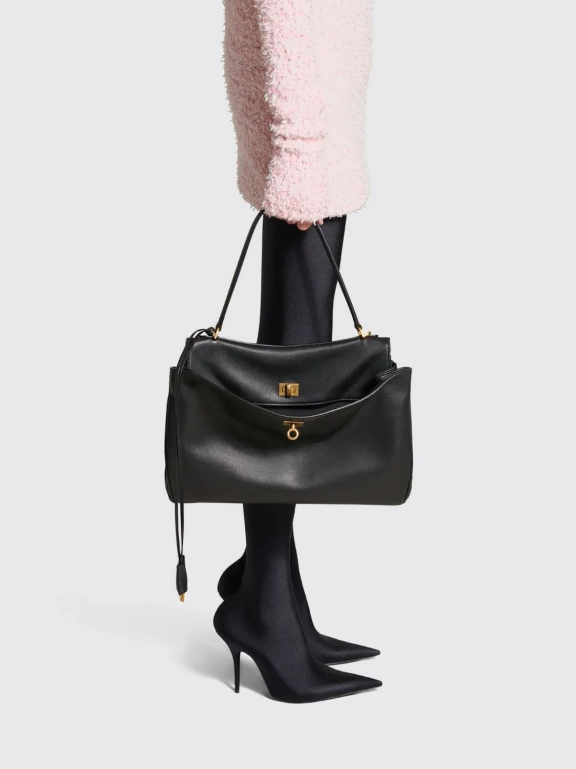 large rodeo shoulder bag in calfskin with turn-lock closure