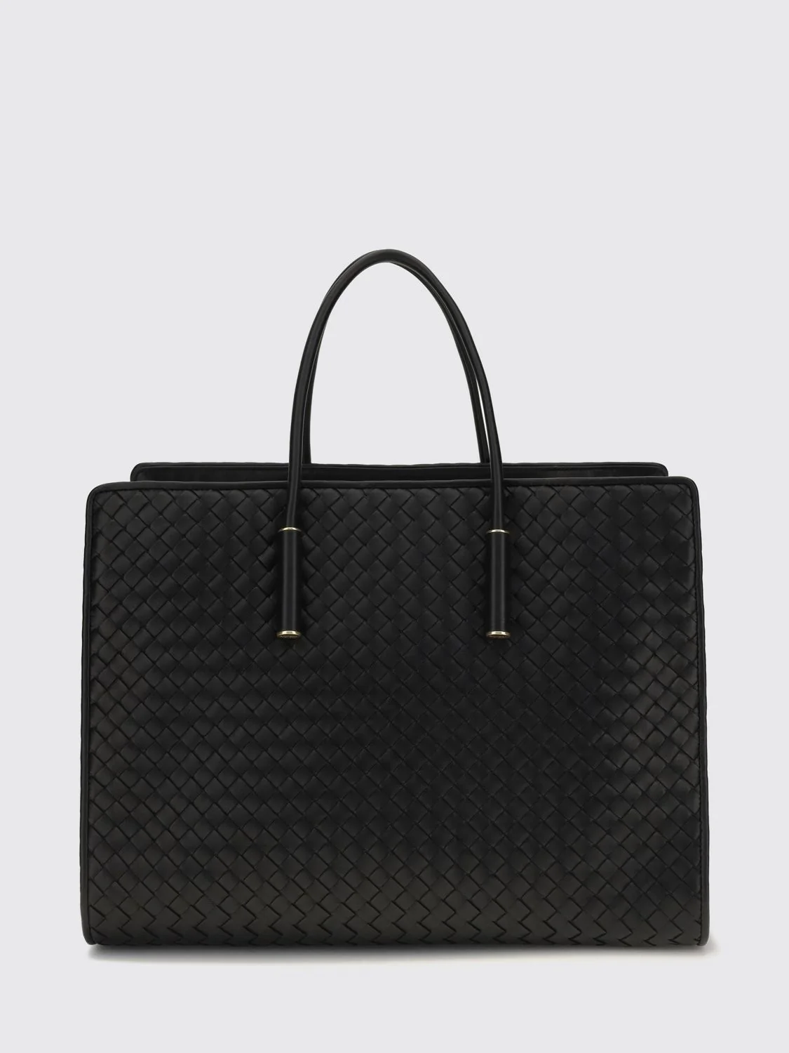 woman's shoulder bag