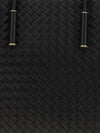 woman's shoulder bag
