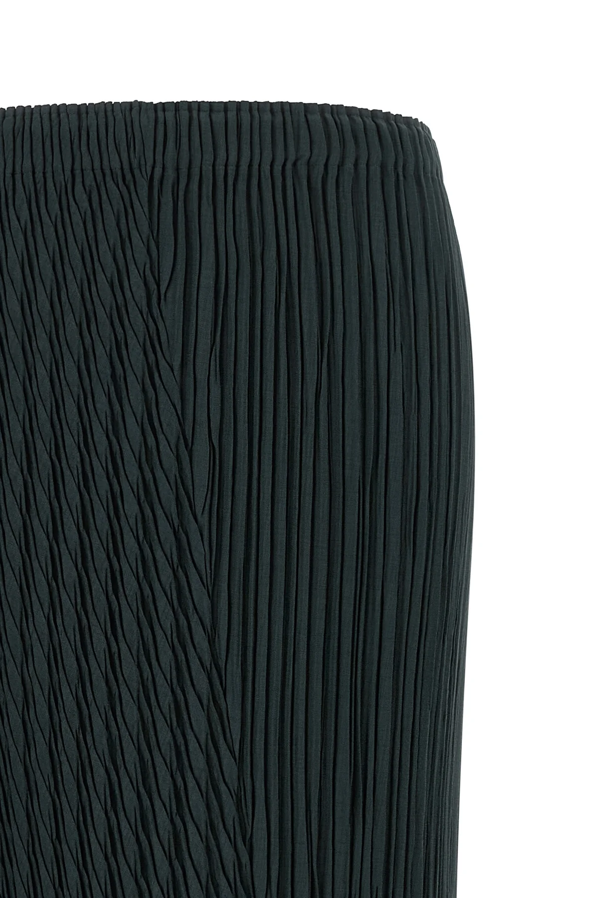 the issey miyake unfurling pleats midi skirt redefines volumes through an inno
