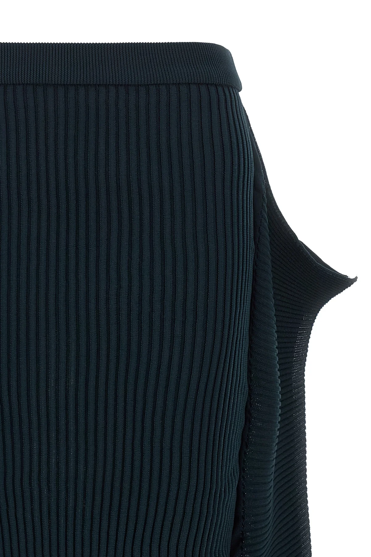 the skirt issey miyake prance redefines the volumes through a rigorous three-d