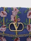 woman's shoulder bag