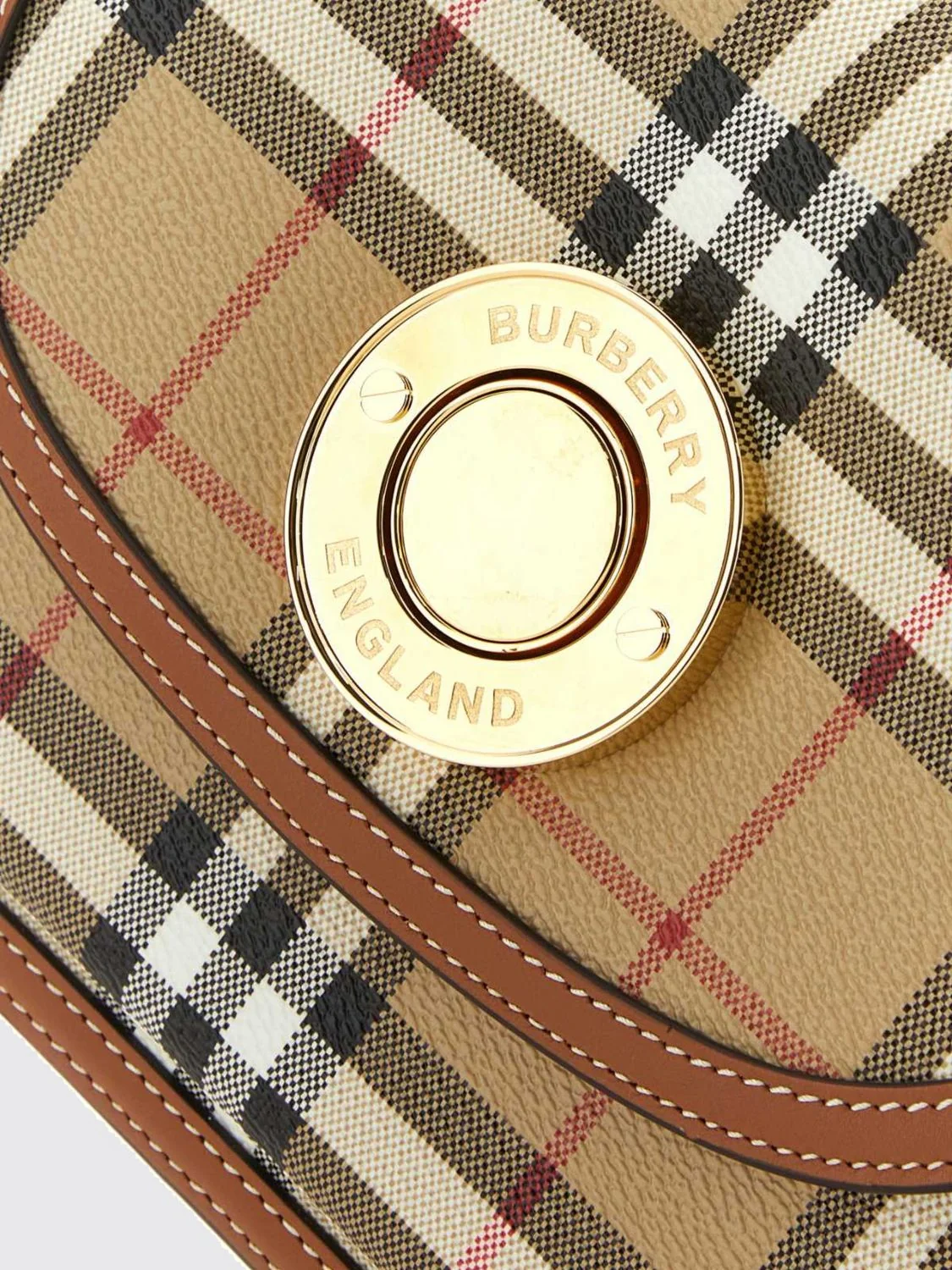 woman's shoulder bag