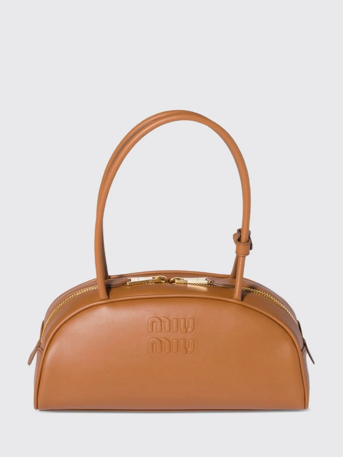 woman's shoulder bag