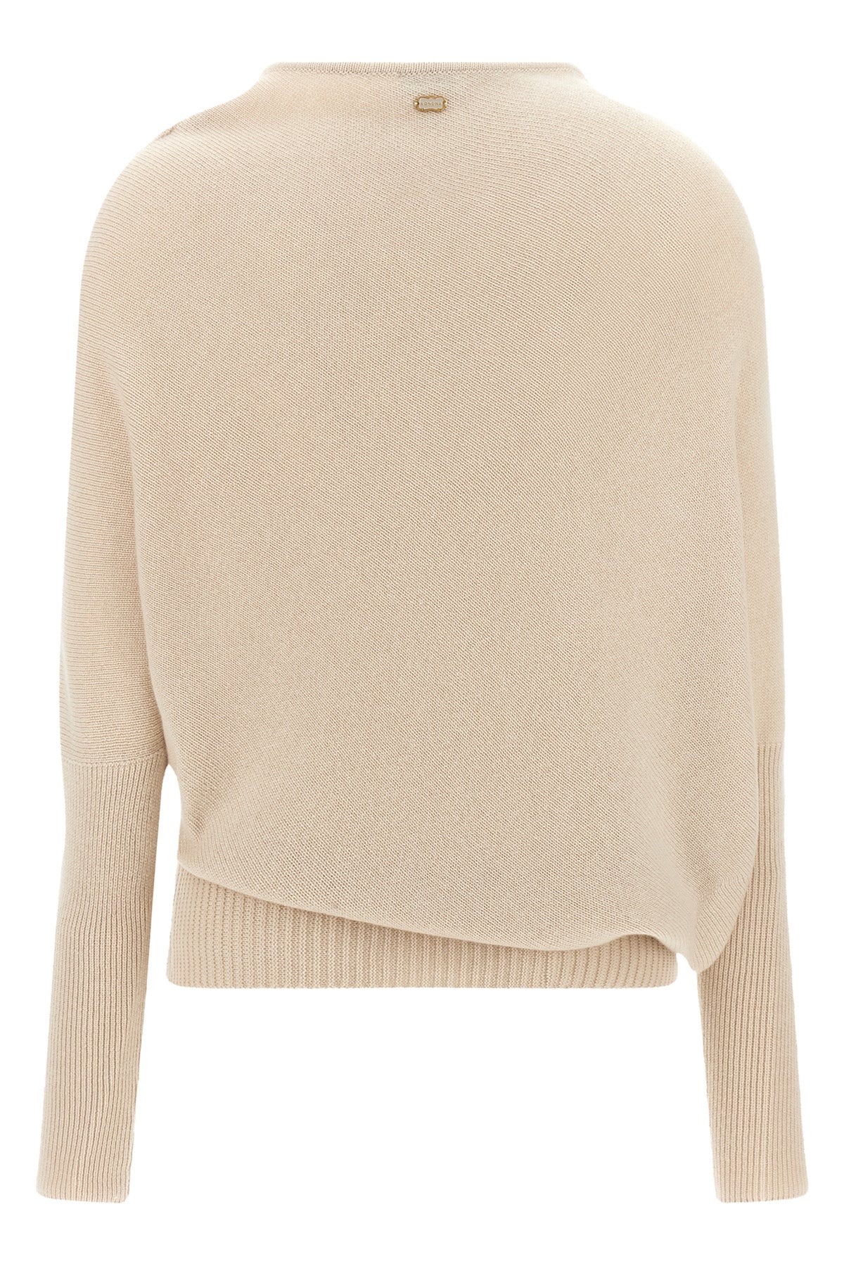 AGNONA M the agnona jersey redefines the codes of luxury knitwear through a fluid and dec