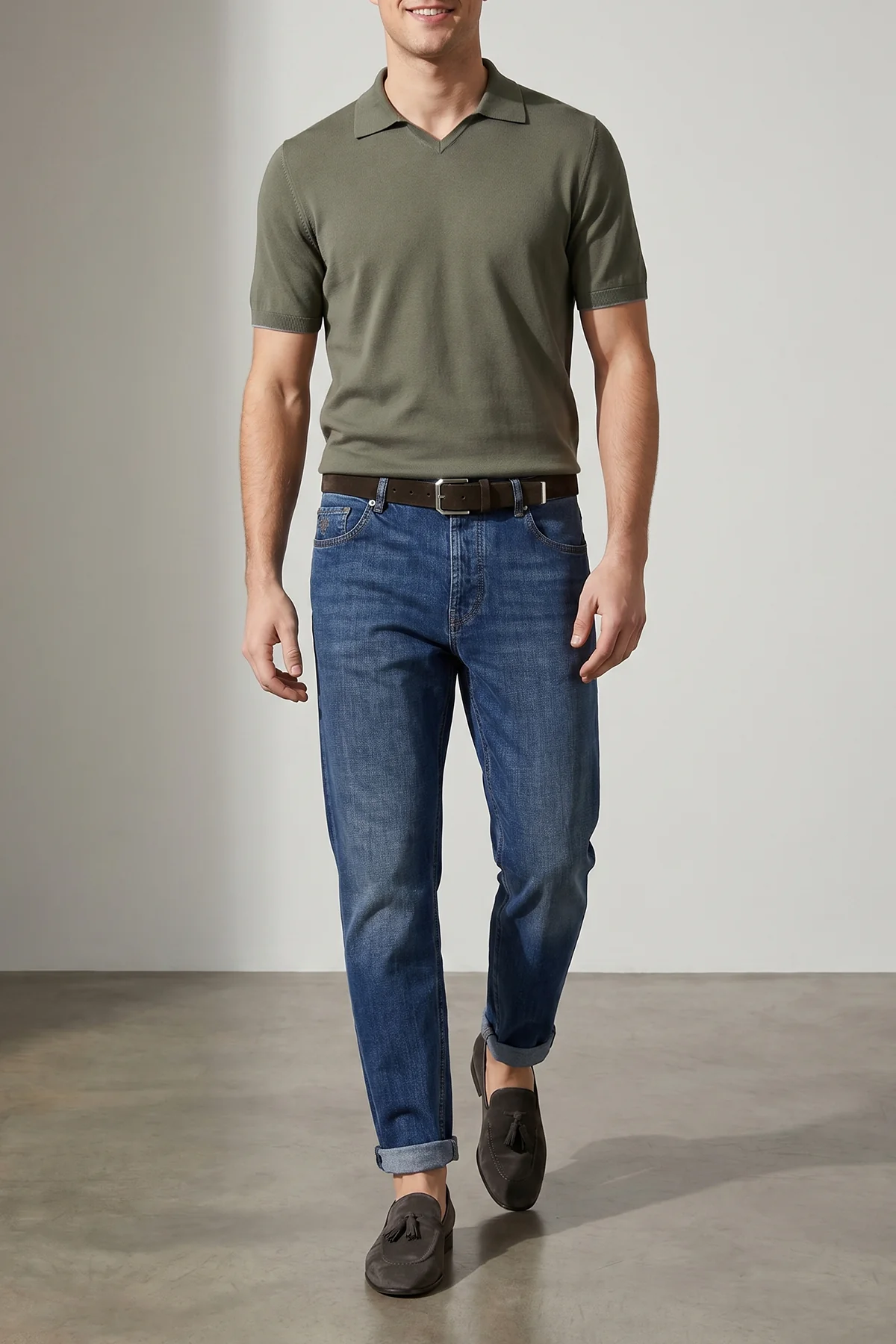 inverted leather belt