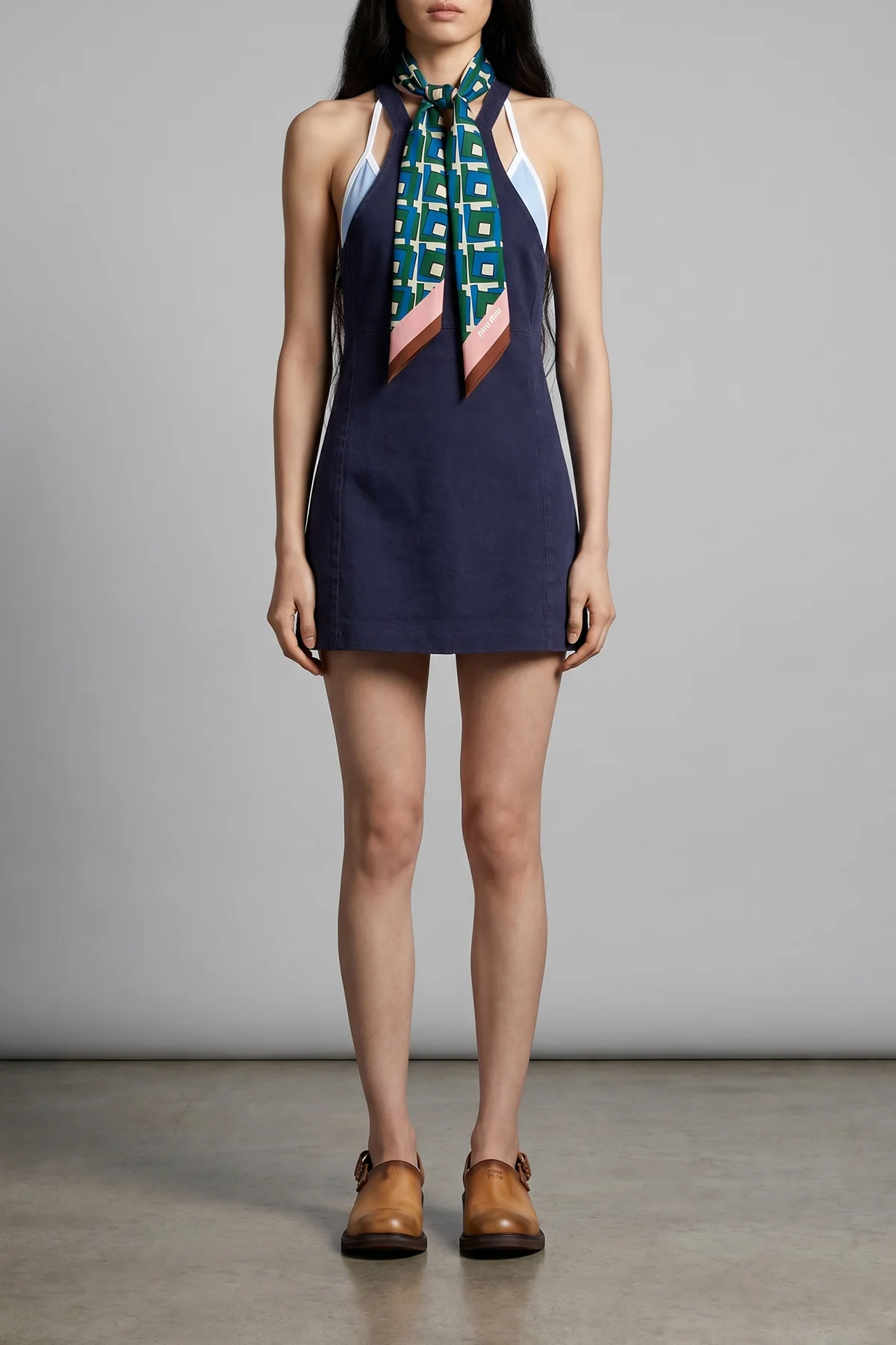 short dress in garment-dyed cotton gabardine