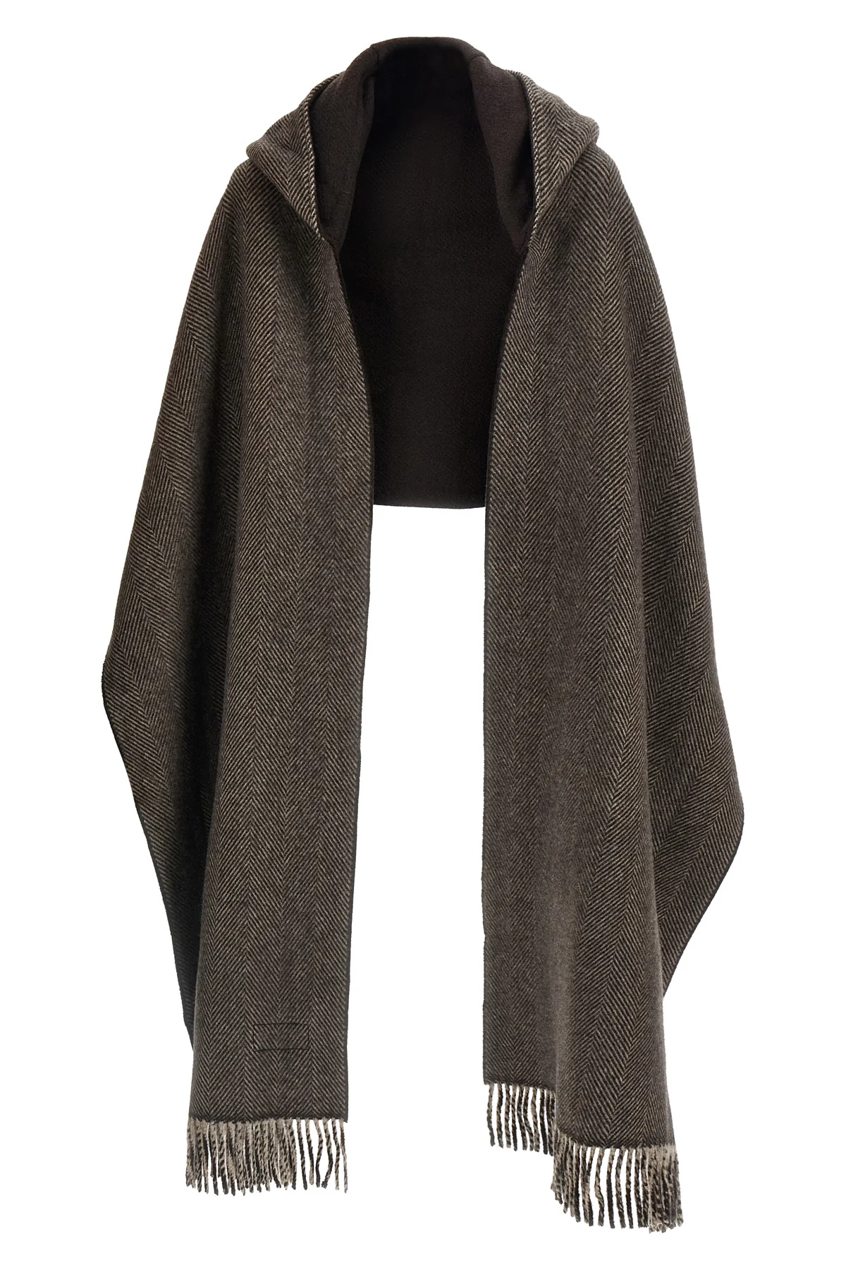 the brunello cucinelli reversible hooded scarf in pure cashmere represents the p