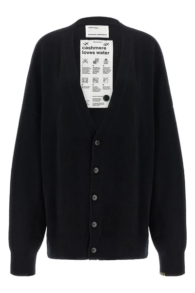the extreme cashmere n°517 simo cardigan redefines knitwear volumes through a