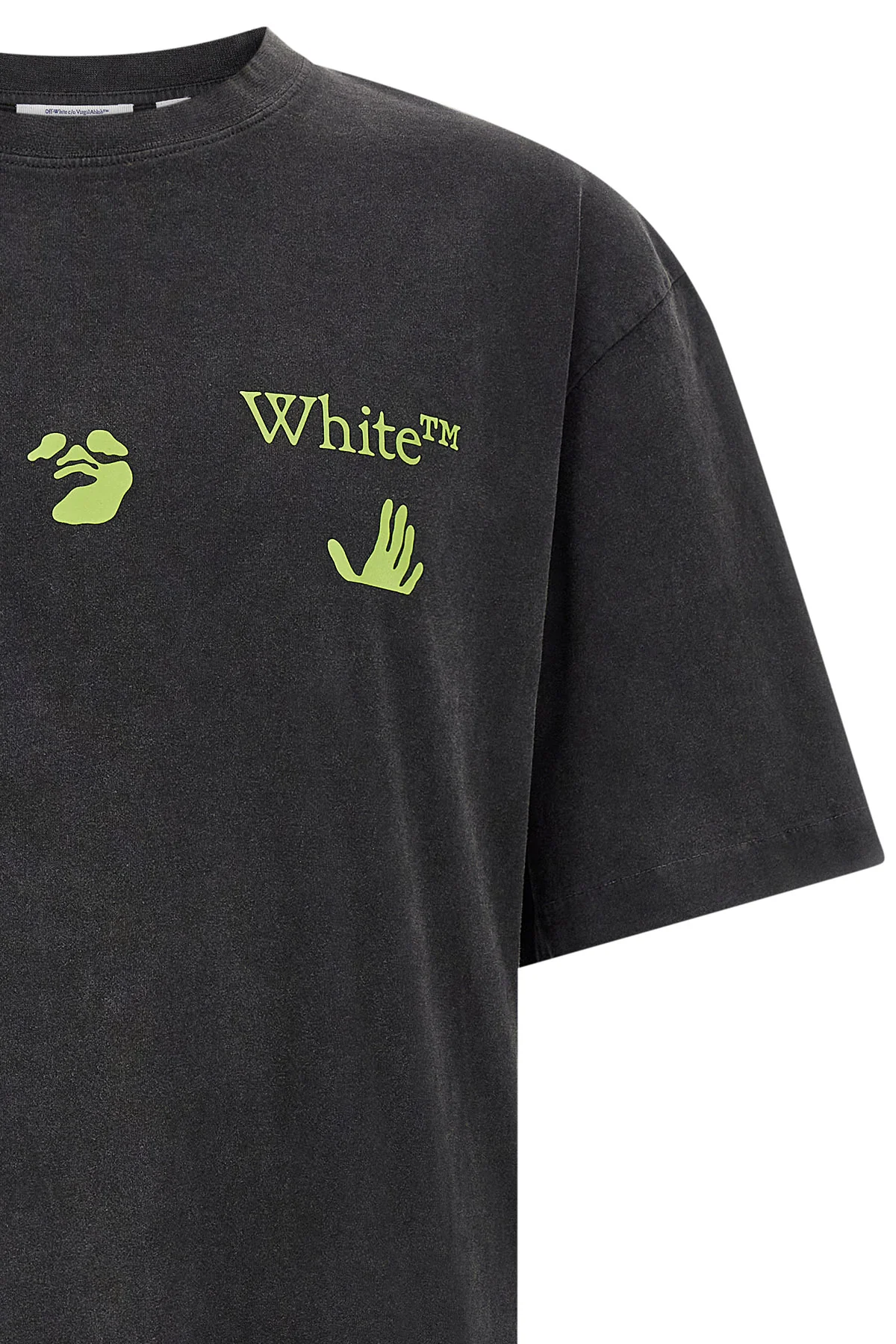 the off-white bacco arrow skate short-sleeved t-shirt