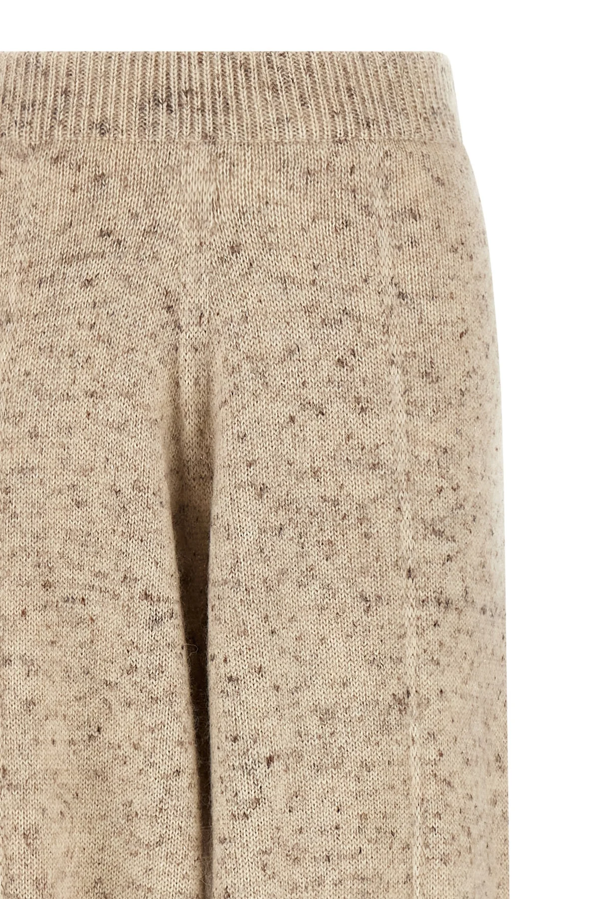 fabiana filippi trousers redefine the concept of comfort through the use of butt