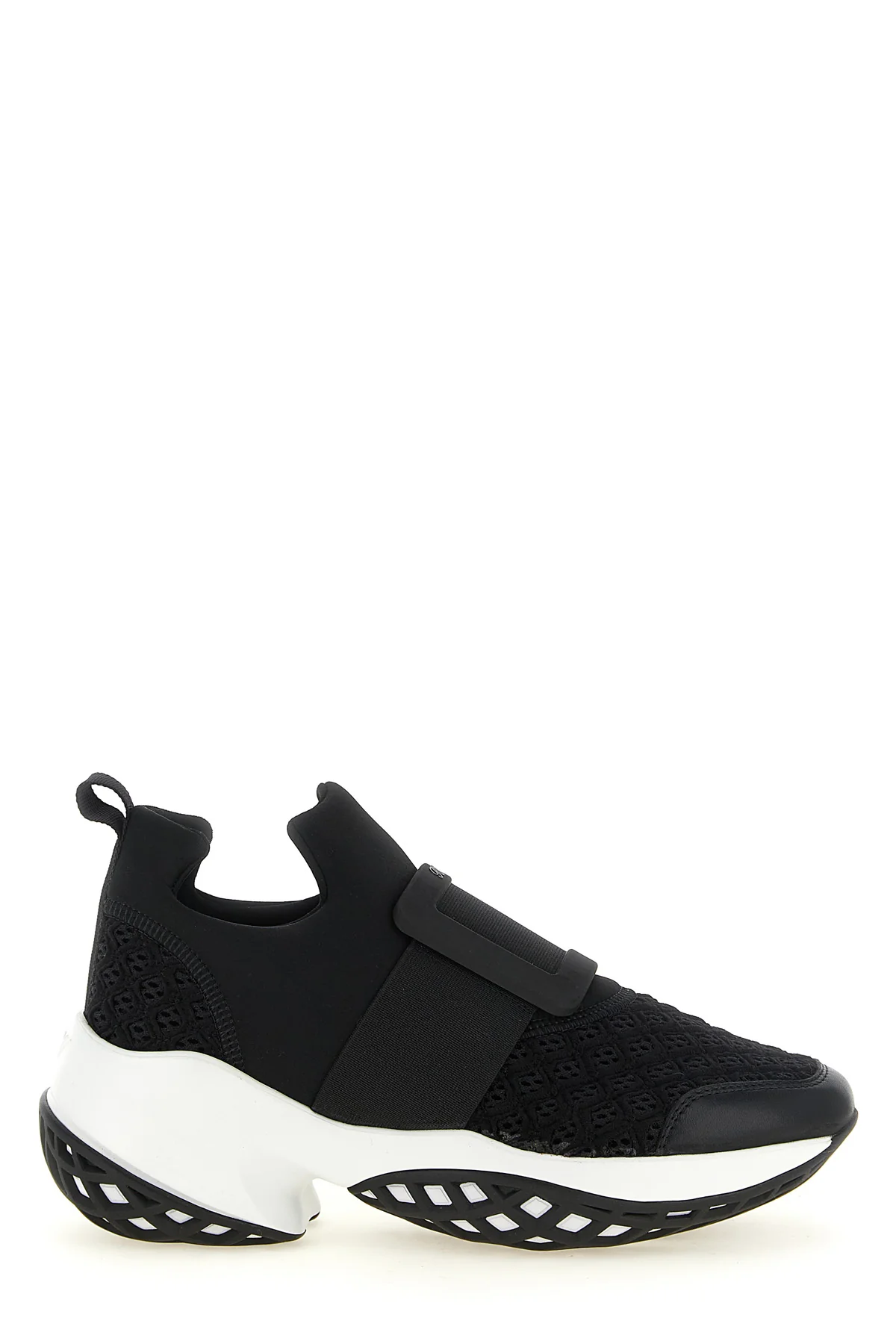 viv run sneakers in embroidered and perforated mesh