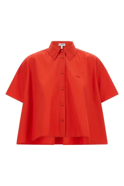 the loewe short-sleeved shirt redefines sartorial volumes through a trapeze silh