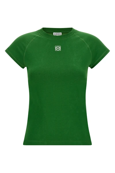 the loewe t-shirt redefines the codes of essential clothing through a precise sa