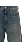 maison margiela mm6 jeans feature a wide-leg silhouette characterized by exagger