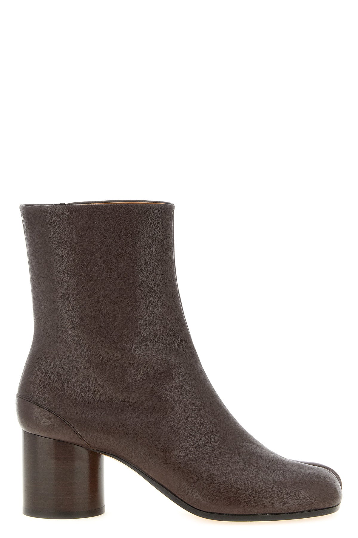 maison margiela ankle boots redefine the codes of footwear through an iconic sil