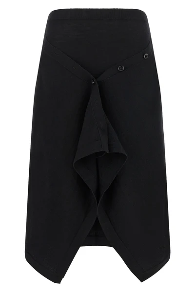the lemaire skirt redefines the codes of knitwear through a sculptural and decon