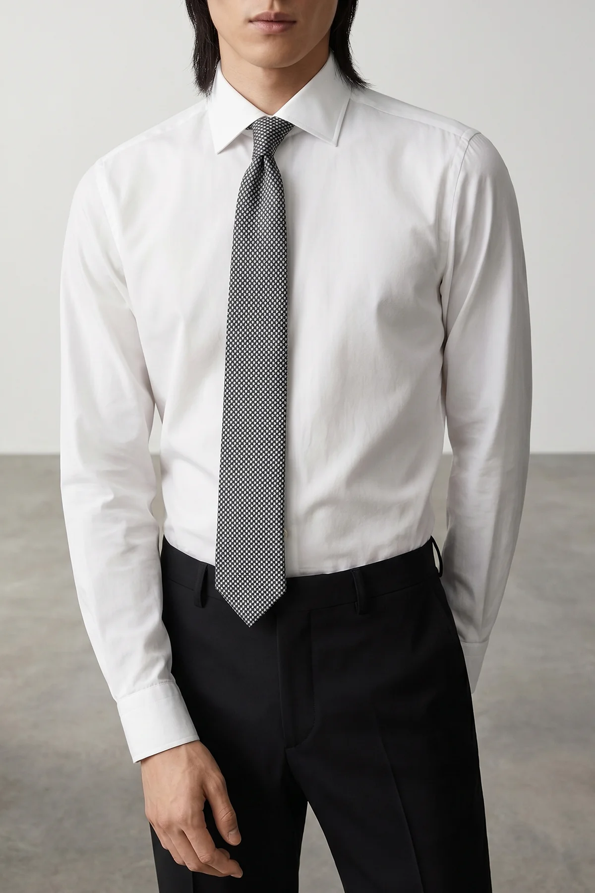 TOM FORD OS tie in fine mulberry silk