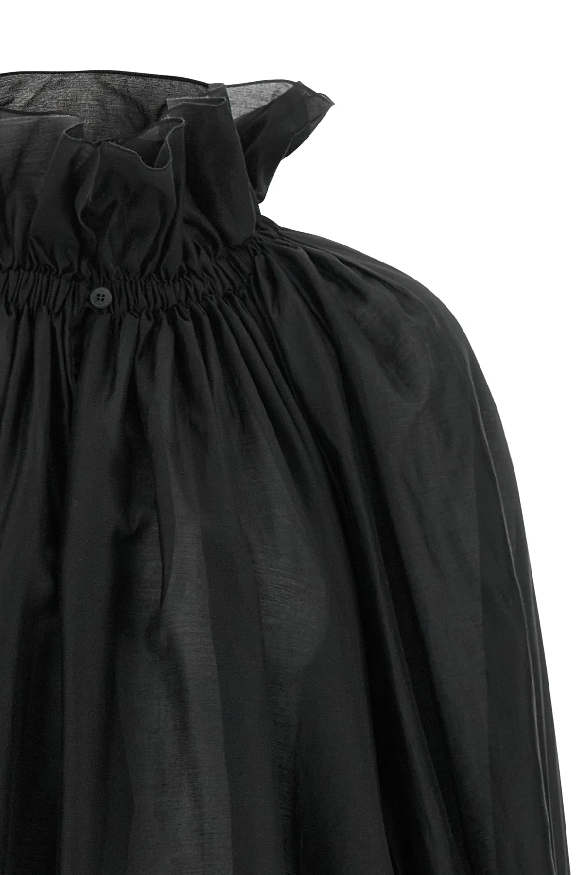 the thelatest estelle shirt redefines the codes of contemporary tailoring thro