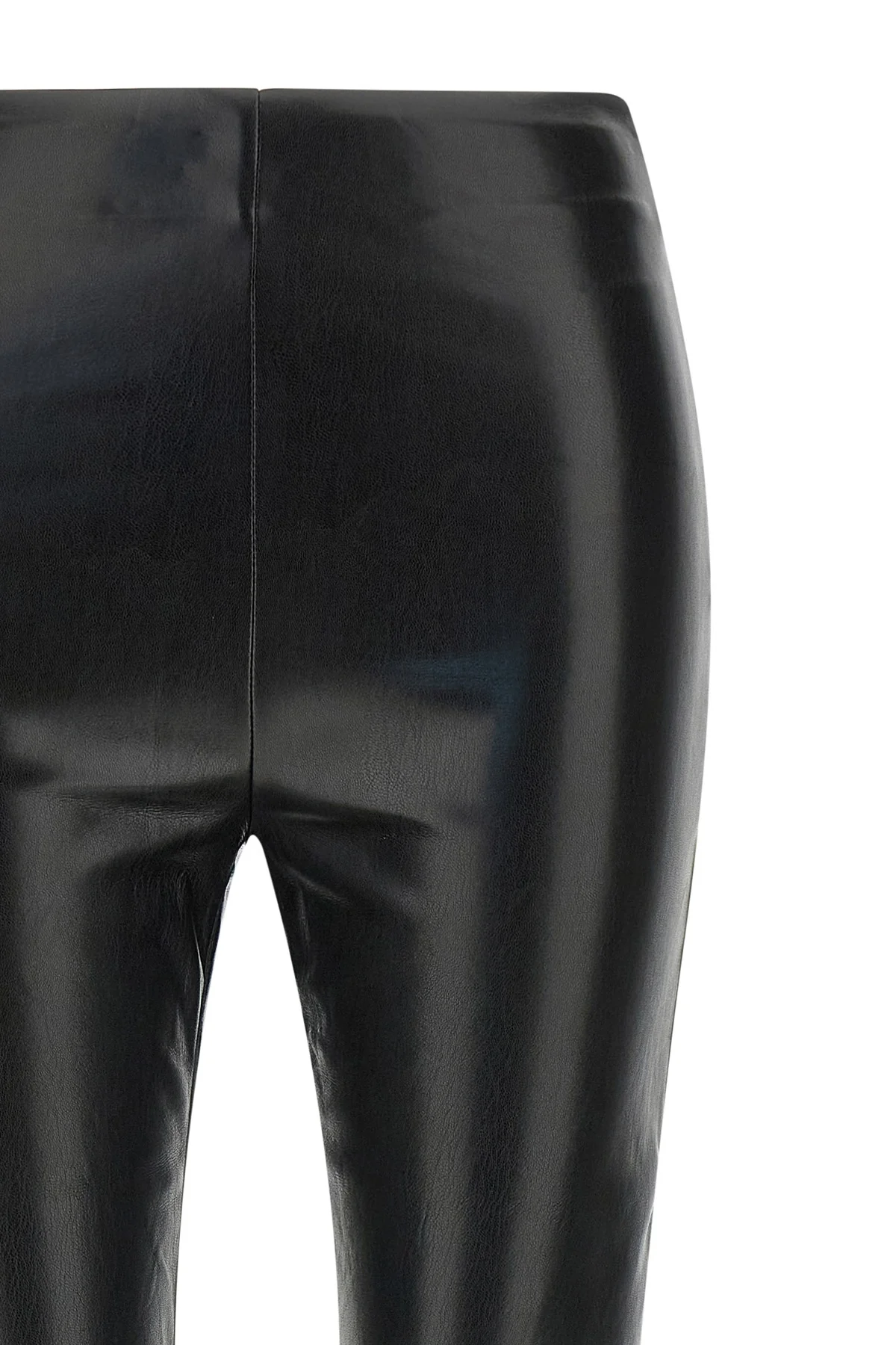 the andamane new holla leggings redefine the silhouette through a tight constr