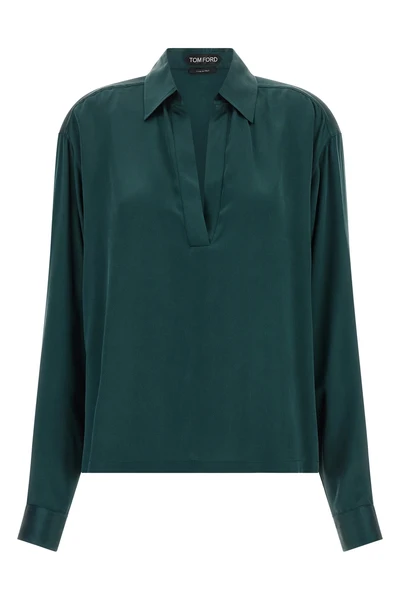 the polo shirt tom ford exemplifies a refined sartorial elegance