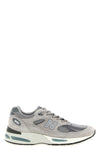 made in uk 991v2 sneakers in suede and mesh fabric
