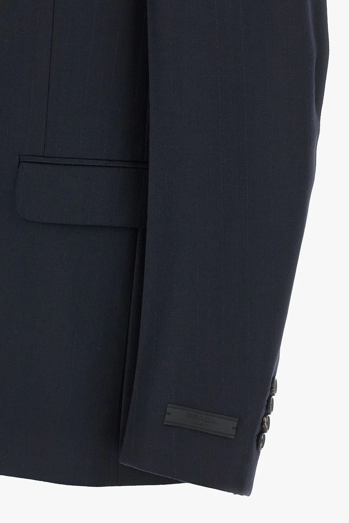 suit in a fine blend of wool and cashmere pinstriped pattern