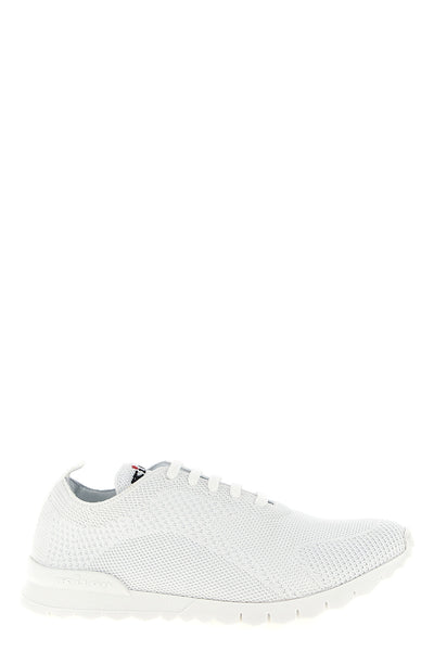 fits sneakers