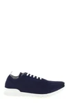 fits sneakers