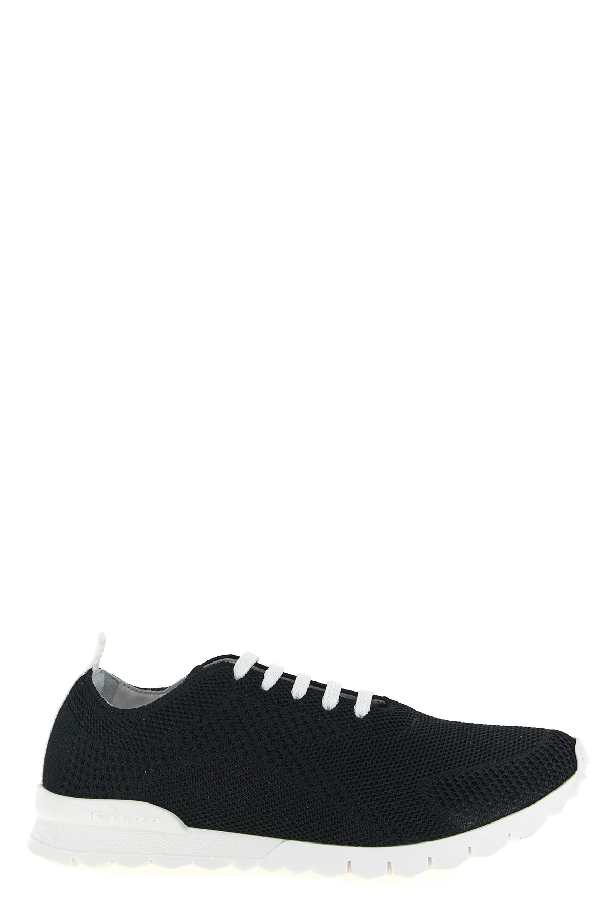 fits sneakers