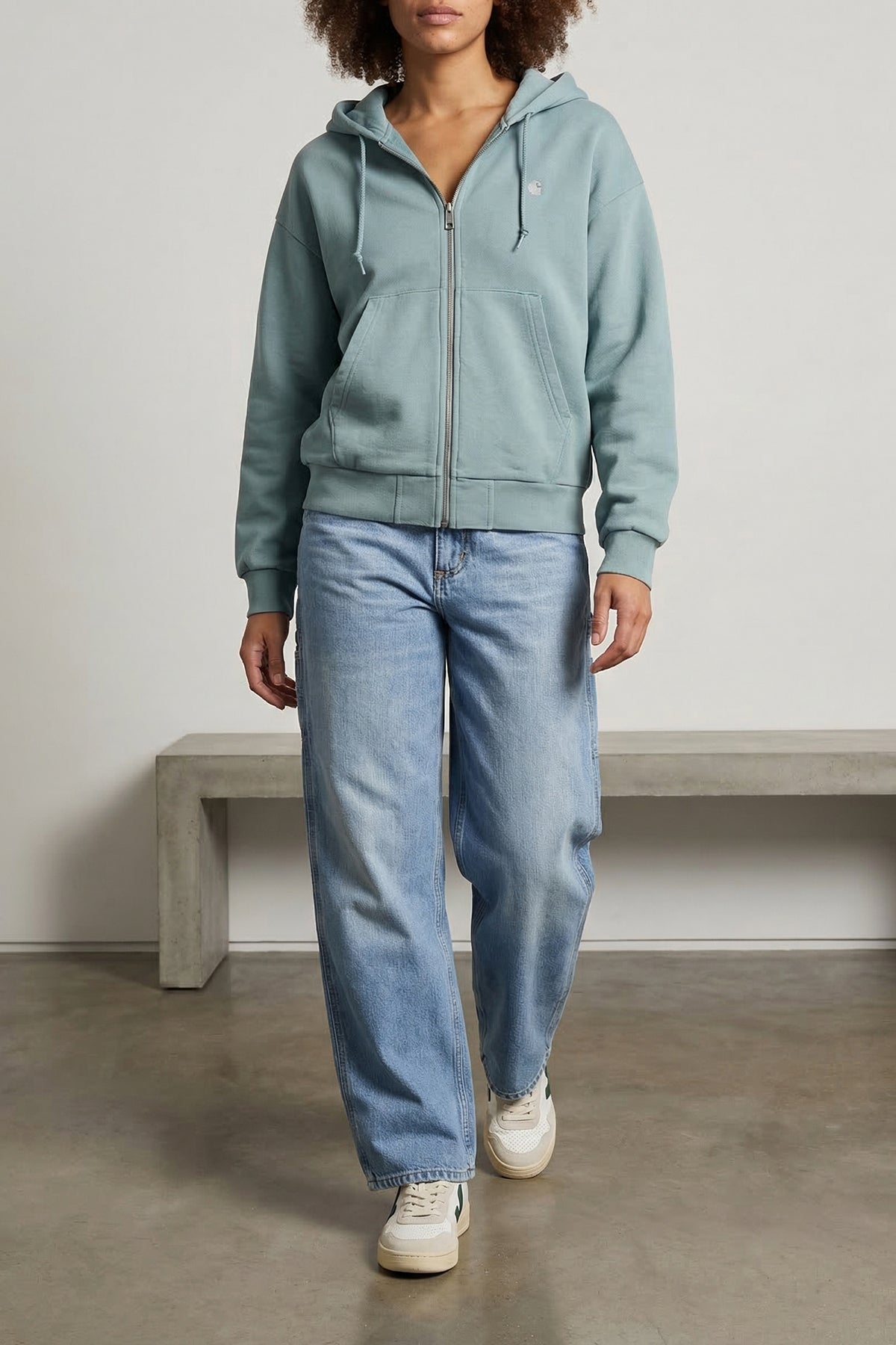 VEJA 40 v-90 leather and suede sneakers