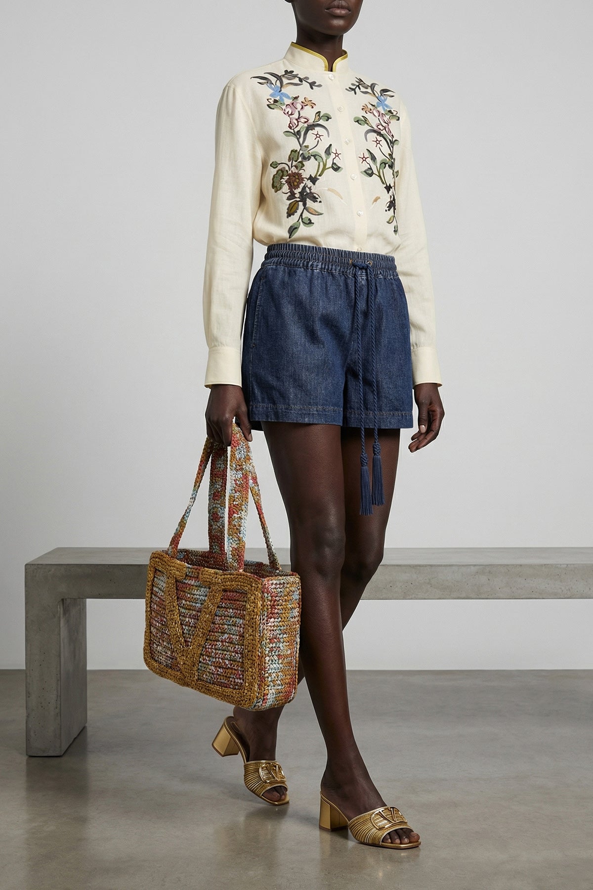 VALENTINO GARAVANI OS medium viva superstar shopping bag in multicolor synthetic raffia