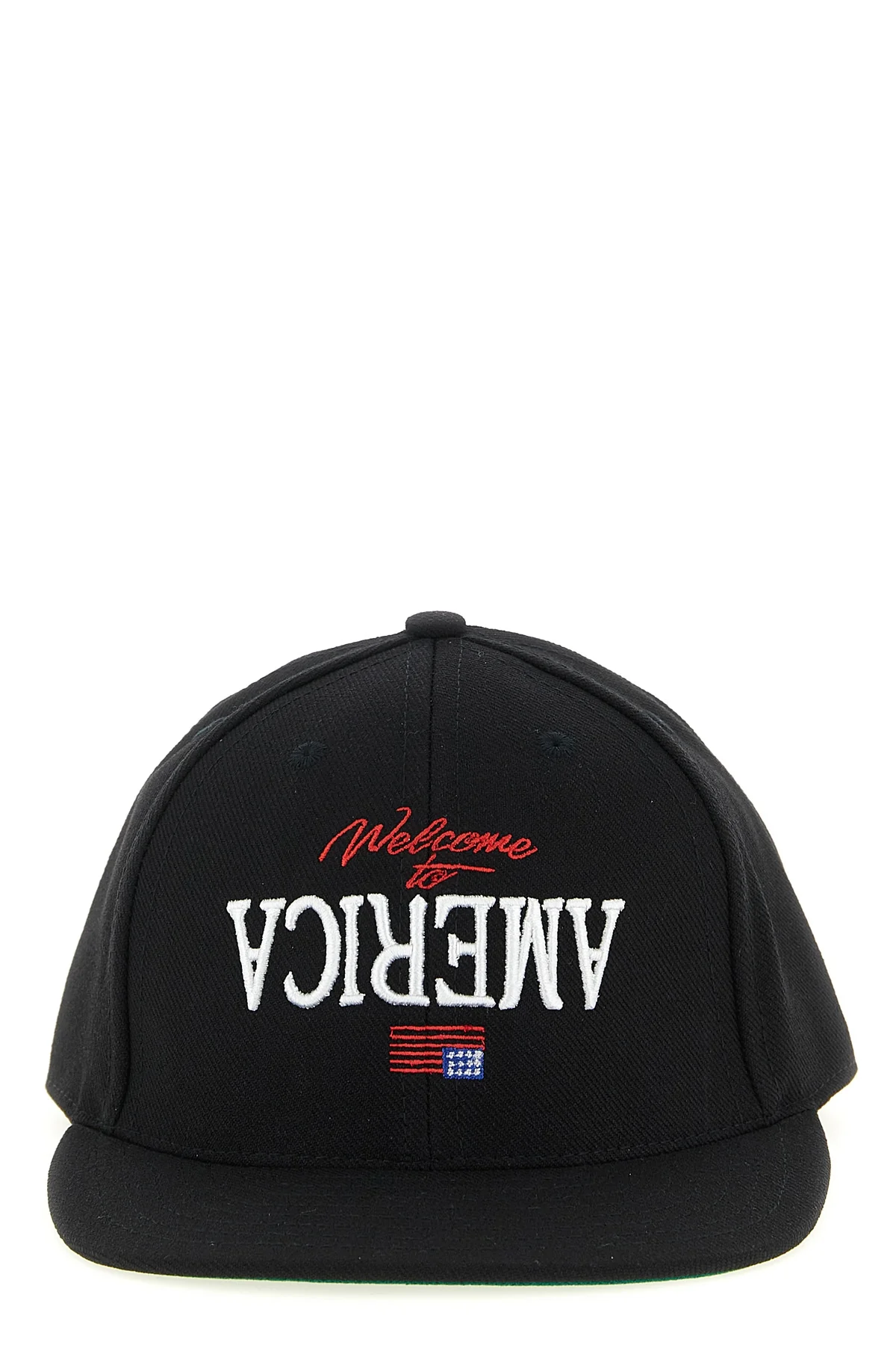 baseball cap in synthetic fabric