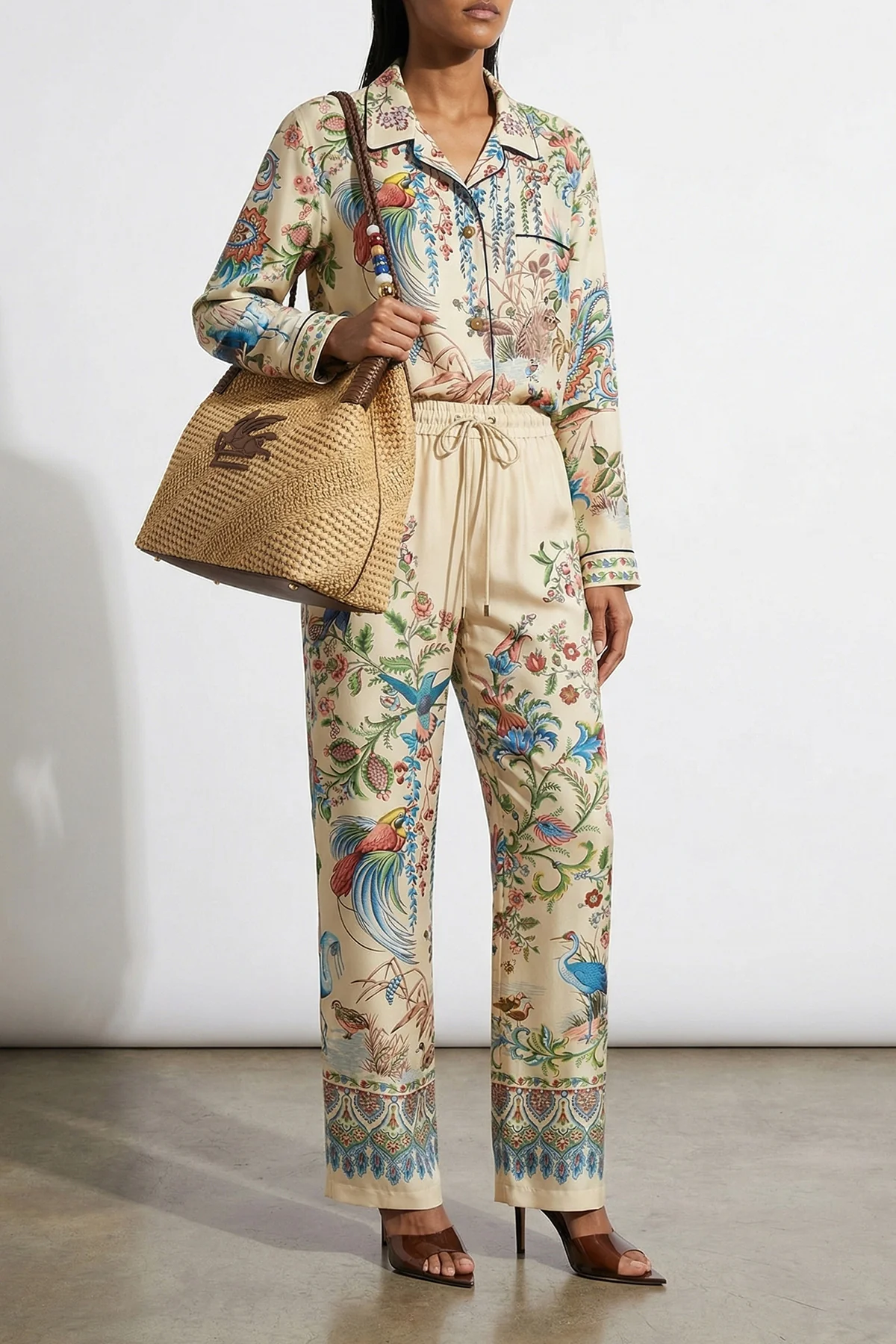 pants in fluid twill fabric print flora and natural fauna