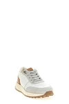 running sneakers in smooth leather and suede