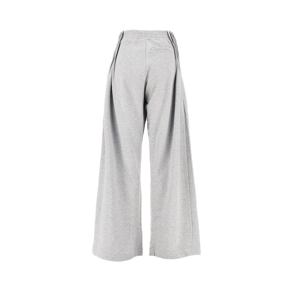 wide-leg pleated sweatpants