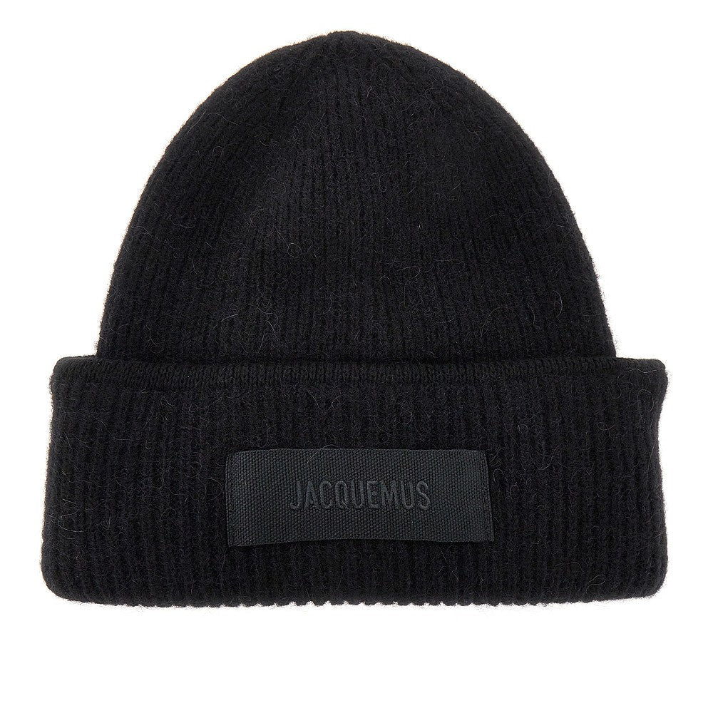 JACQUEMUS OS knitted beanie hat with gros-grain logo