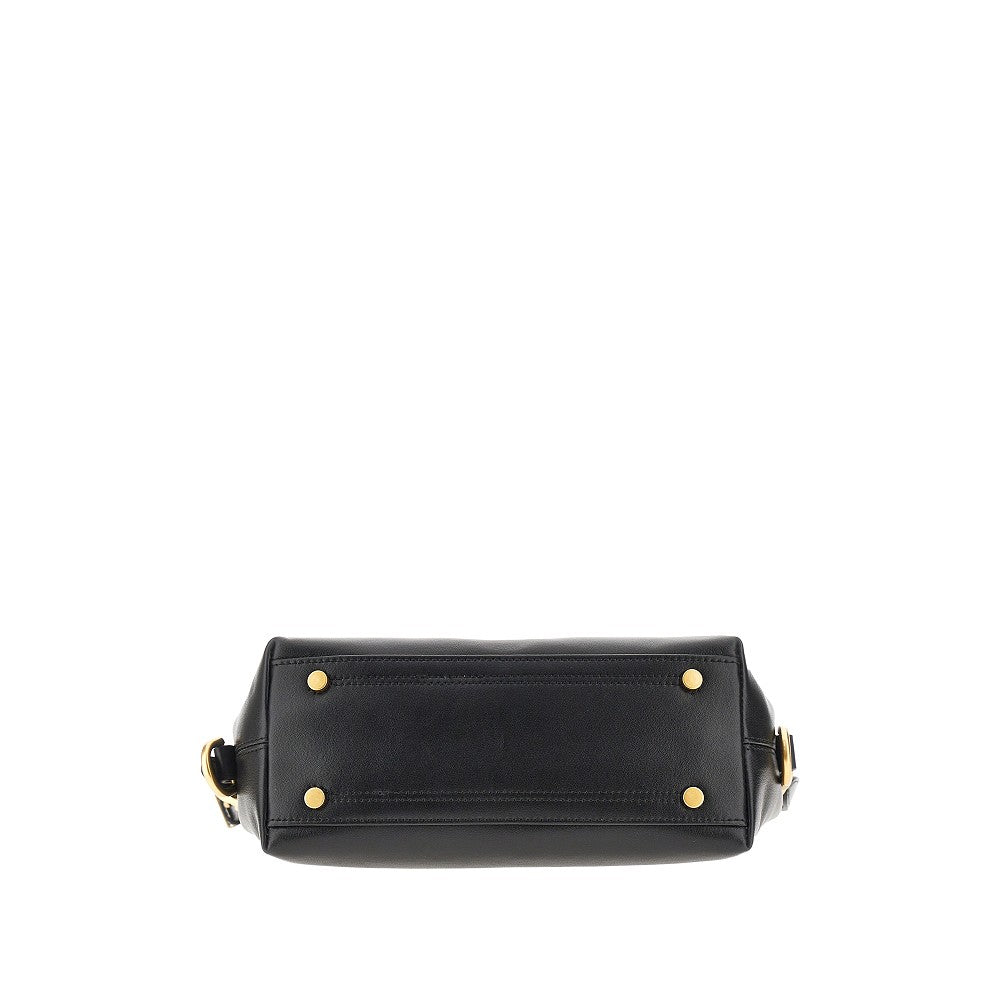 small saddle baguette leather bag