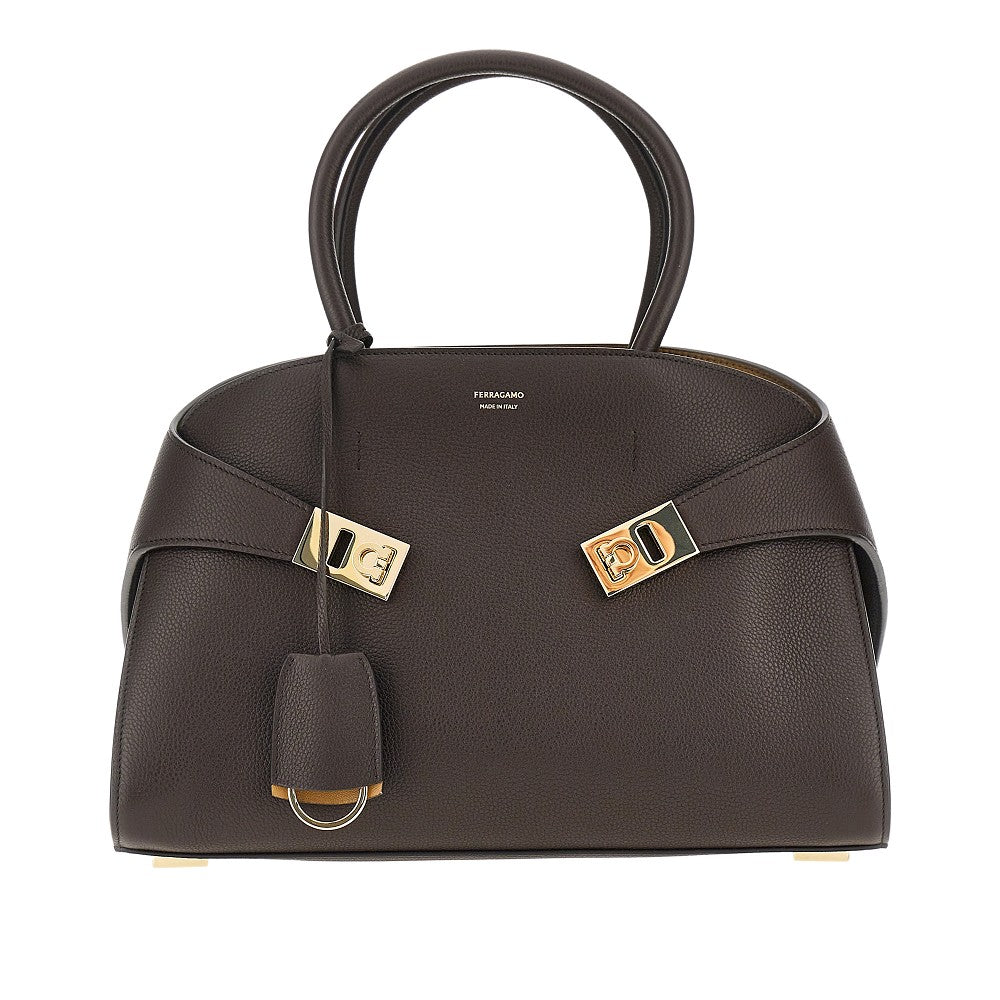 hug grained leather bag