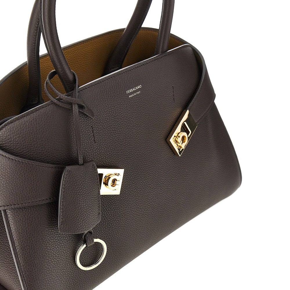 hug grained leather bag