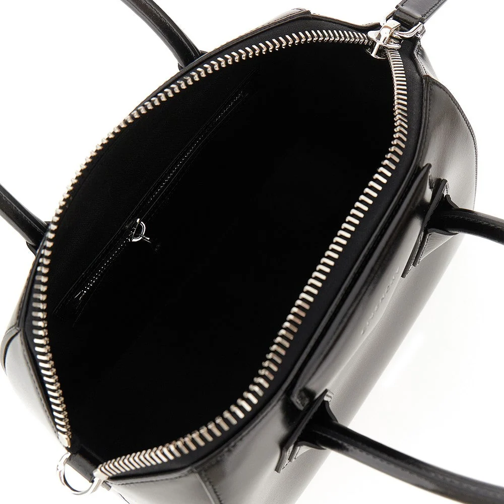 leather small antigona bag
