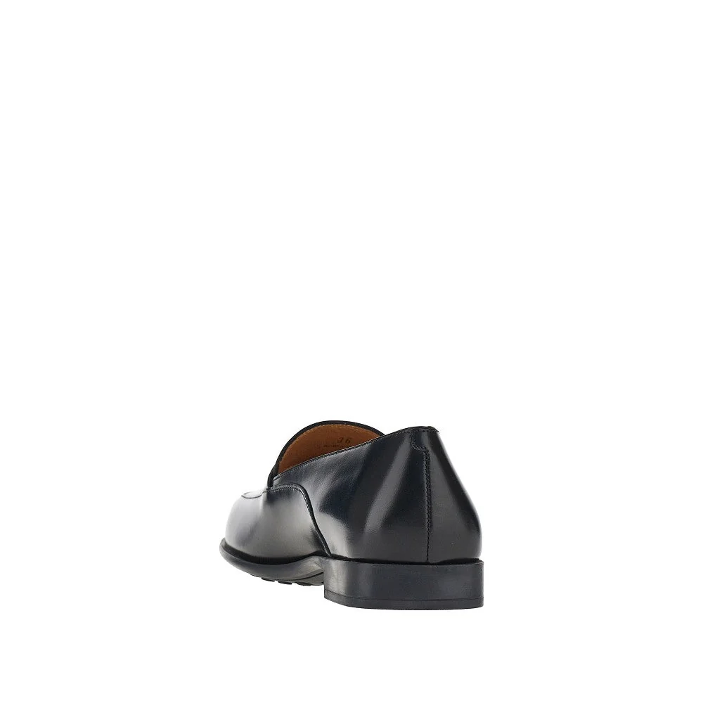 leather loafers with logo medal