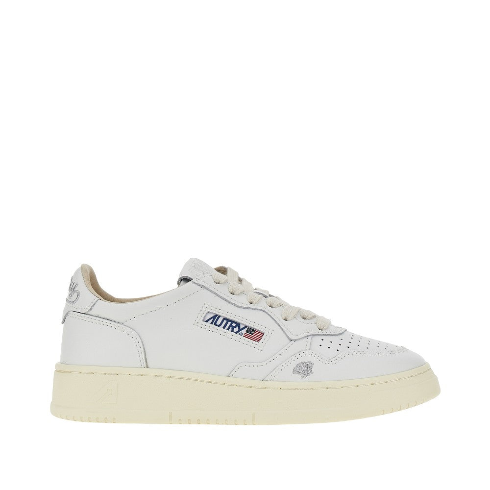 AUTRY 39 leather medalist low sneakers