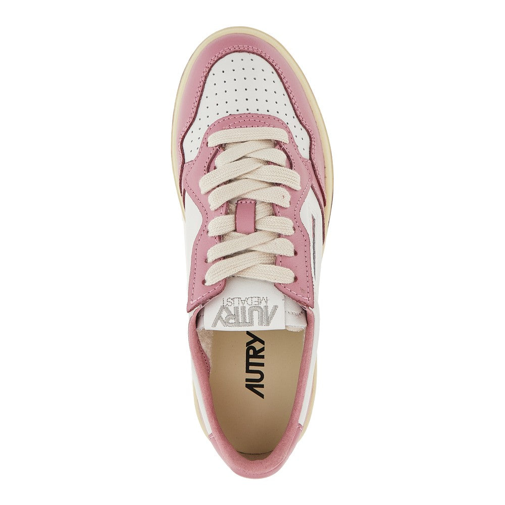 medalist low leather sneakers