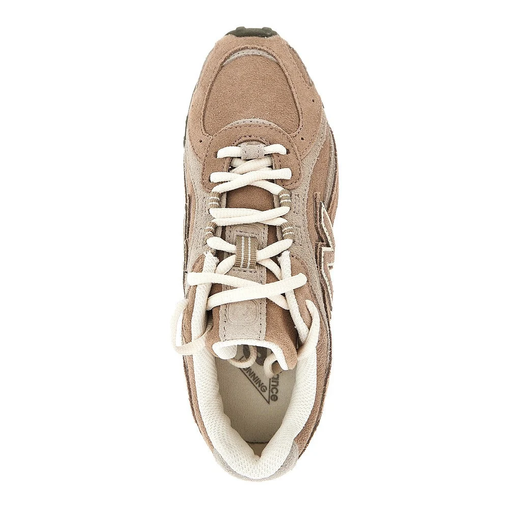 204l sneakers