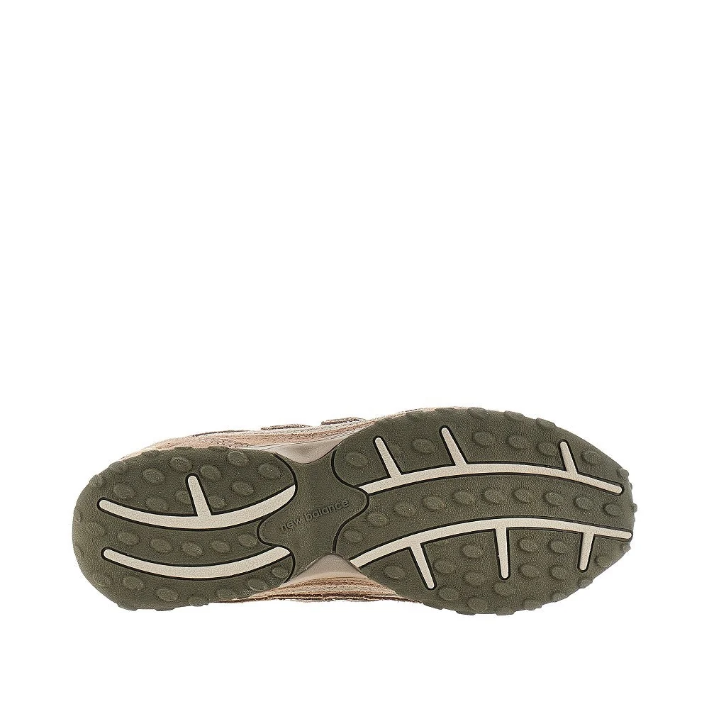 204l sneakers